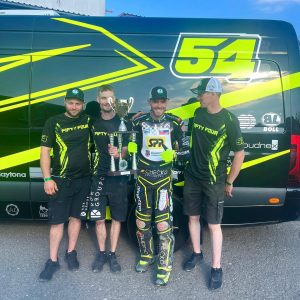 Víťazný Vaculík racing team